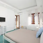 Super Attico Vista Mare Con Piscina Апартаменты Сорренто