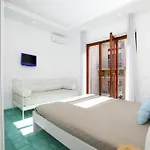 Super Attico Vista Mare Con Piscina Апартаменты Сорренто