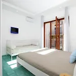 Super Attico Vista Mare Con Piscina *