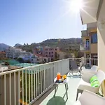 Lejlighed Super Attico Vista Mare Con Piscina Sorrento